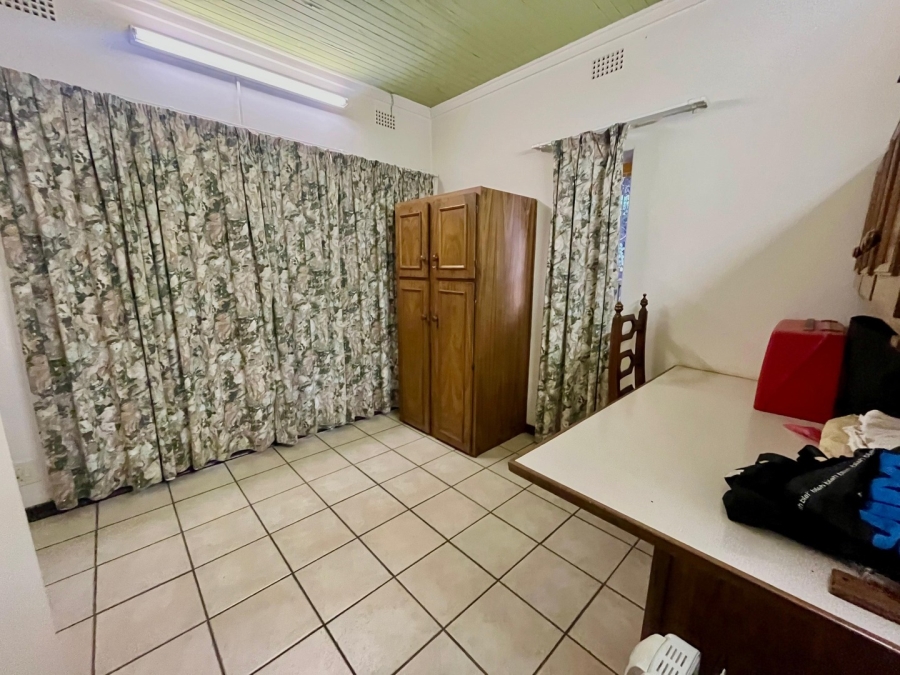 5 Bedroom Property for Sale in Protea Park North West